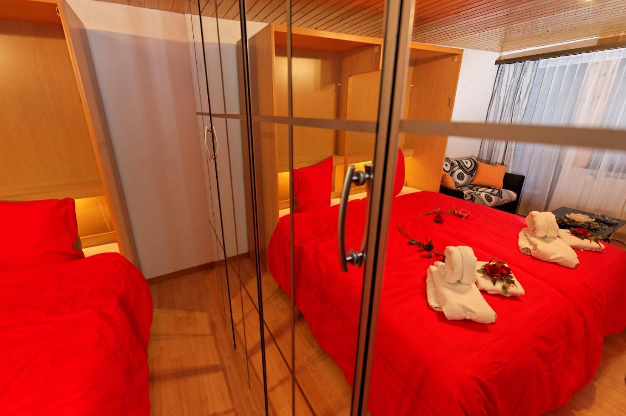 Haus Waldheim Grachen Lägenhet Rum bild