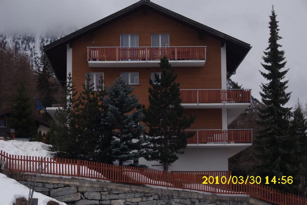 Haus Waldheim Grachen Lägenhet Exteriör bild